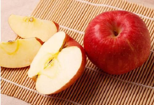 苹果“心”发霉，生产上如何辨别？又该如何防治呢？6