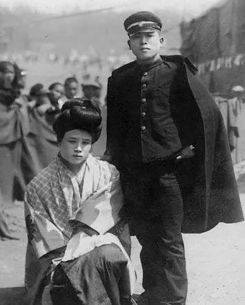 時勢造英雄 日本井噴的文化時代不僅成就了豐子愷 還成就了魯迅 Kks資訊網