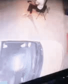 搞笑的动态图GIF：路边小哥突如其来的一场艳遇