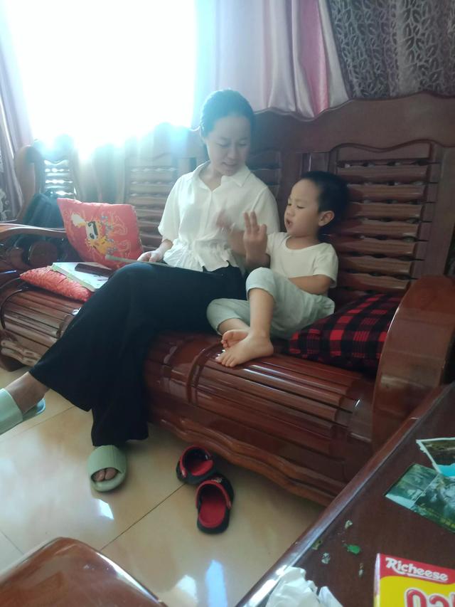 愿所有孩子都在父母陪伴下健康成长