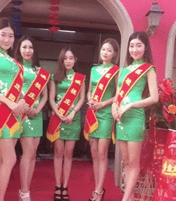 身材好的美女GIF：这大长腿，一线天啊！