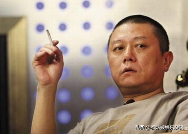 王朔照片:“痞子”王朔，与徐静蕾的“隐秘”情史，还曾捧红冯小刚