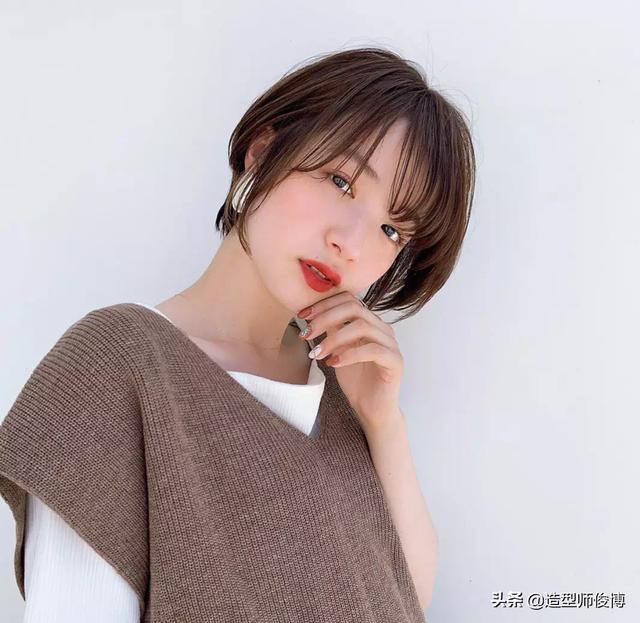 2020圆脸减龄最火短发女(2020圆脸减龄最火短发女超短)-天晟网