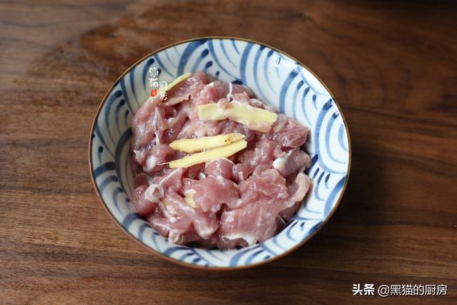 女人要好好爱自己，2块钱益母草煮汤，每个月煮4次，暖腹不受寒凉