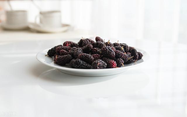 女性贫血吃什么好？补气血养容颜的饮食帖来了