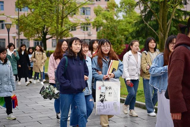 京津冀经济区人才逐渐流失，打工人都离开了？