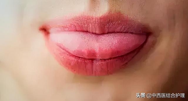 「中医养生」火在肺里：咳嗽；火在肝里：失眠；火在胃里：口臭；火在心里：口舌生疮