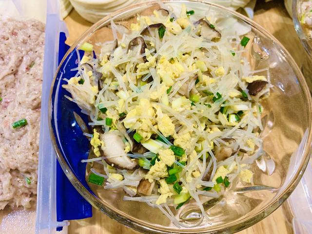 吹爆 秘制手工水饺 鲜嫩多汁美味 一口上瘾 全网搜