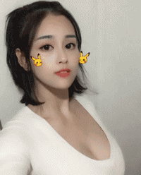 美女邪恶动图GIF图片：美美的！