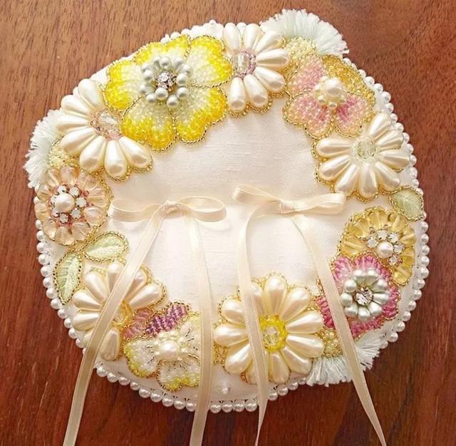 珠绣珠子怎么挑出珠子大小技巧(珠绣基本针法)_手工miao