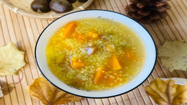 冬天太阳晒得少，这几种高钙食物日常多给孩子吃，为其长个儿续航