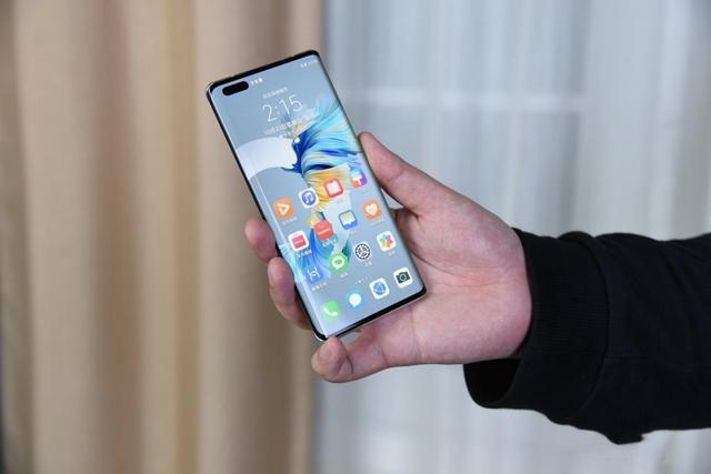 iPhone13很优秀，但我依然选择华为Mate40Pro，主要有这几个原因