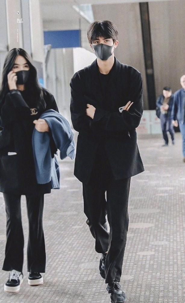 宋威龙凸起下一站是幸福——宋威龙主演下一站是幸福-星座梦城