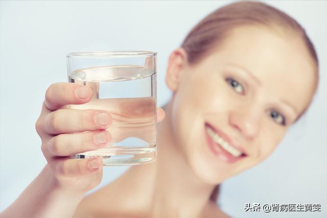 多喝水到底是养肾还是给肾脏增添负担？