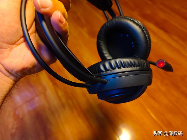 59塊錢ThinkPlus賽事級遊戲耳麥：USB硬聲卡7.1聲道電競耳機曬單