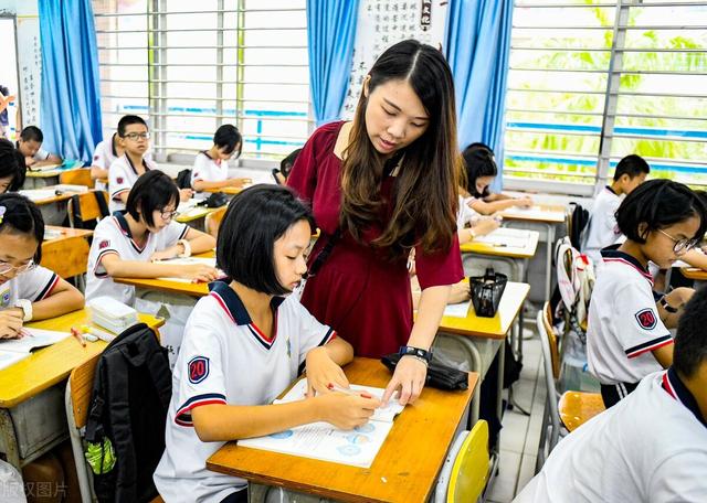 我 博士生 毕业后入职深圳中学 透露老师的工资和真实工作经历 太阳信息网