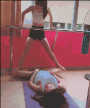 很污很污的GIF动图：美女，这段位有点点高啊！