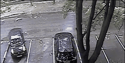 爆笑雷人的GIF动图：在翻车边缘疯狂试探