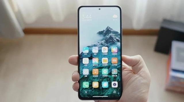 买华为、选苹果还是用小米？听完线下店老板的分析后终于不纠结了-第4张图片-9158手机教程网