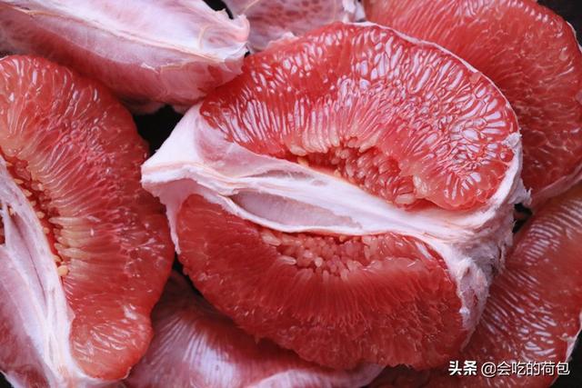 秋季干燥 要常吃柚子 做一次够吃整个秋天 随吃随取真方便 蜂蜜柚子茶
