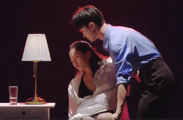 陈镇威分手了吗陈镇威晒合照认爱女友