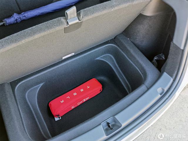 24小时深度试驾特斯拉Model  Y长续航版，带给你不一样的体验