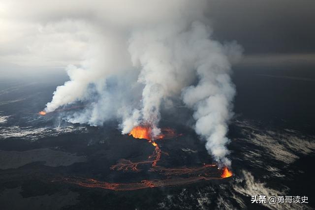 冰岛火山爆发