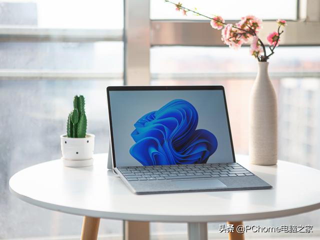 微软的固执与用户的偏执 Surface Pro 8评测
