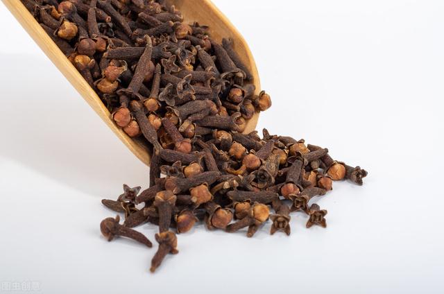 每日懂一味中药 丁香 强健肠胃 醒酒排毒 全网搜
