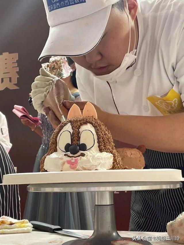 为自闭症儿子办融合幼儿园，如果拼妈是命，那就拼吧