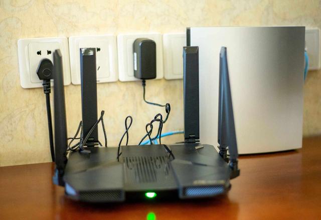 国产芯片的逆袭？中兴 AX5400 Pro WiFi6 路由性能及MESH组网使用评测