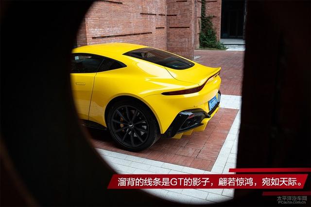 阿斯丁马顿抖音视频(阿斯顿马丁广告视频)
