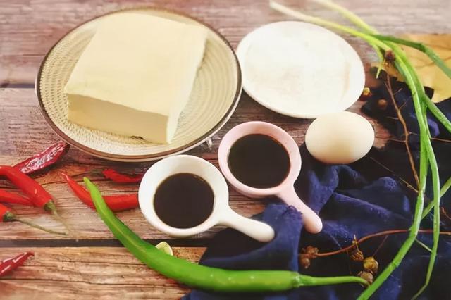 白头发越来越多，可能不是老了，或许是机体缺乏这2种营养素？