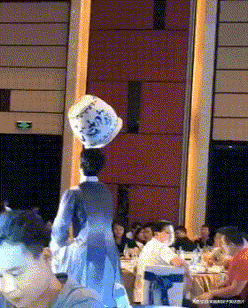 爆笑动图GIF：终于知道小蝌蚪为什么找妈妈了