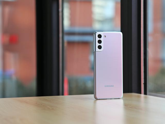 各品牌旗舰机如何选，比较之后再决定