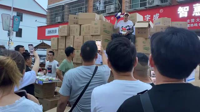 9块9包邮背后：一群拉动电商平台崛起的最凶狠“雇佣兵”