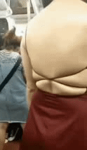 14个可爱有性感的美女GIF：妹子你这样是很危险的我跟你说