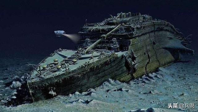 泰坦尼克号在哪里沉没，泰坦尼克号沉没时附近的船？