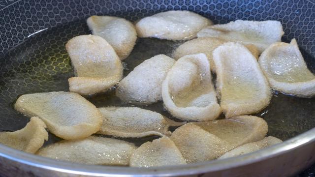 春天，女人想少用化妆品，多吃6种“紫色食物”，常吃脸色更红润