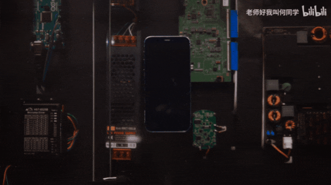 苹果放弃的产品，被何同学做出来了