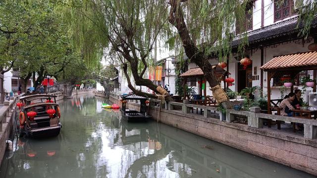 逢烟雨江南