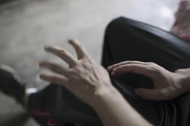 一饿就心慌，手抖是咋回事？除了低血糖，或许还与这几个因素有关