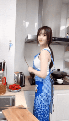 性感女人动图：有这样的媳妇天天下班早早回家！