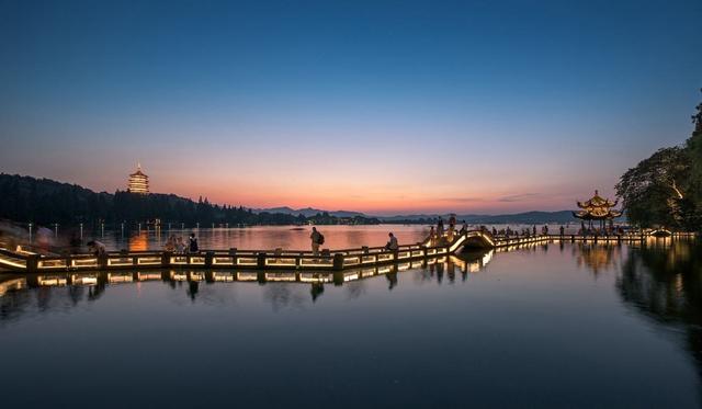 直面浙江的挑战，GDP连续32年全国第一的广东，未来能否守住宝座