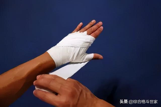 拳击绷带怎么缠