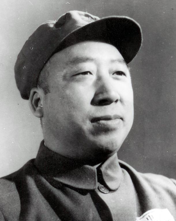 左权殉国后，日寇将左权尸体挖出来羞辱，彭德怀命暗杀队为其报仇