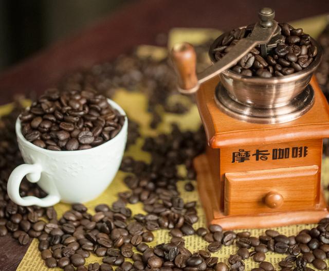 13,也门的花是咖啡花,国树是咖啡树.