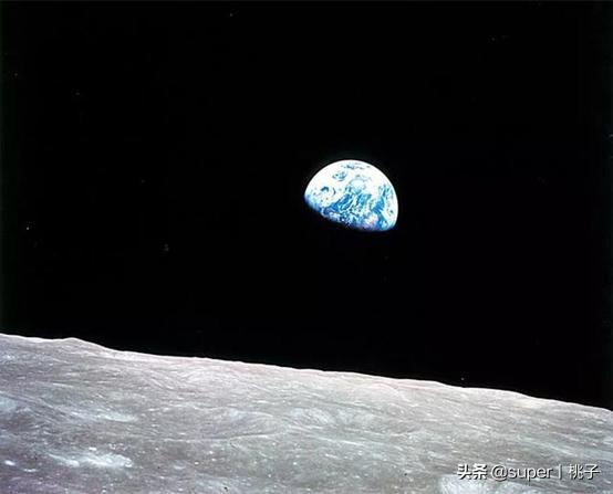 外太空拍摄的地球照片不止是美还有思考与未来