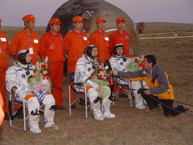 神舟十三号计划4月回家，东风着陆场2万km²，如何快速找到航天员