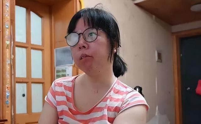 女博士王磊：30岁怀孕后瘫痪，生子后被丈夫抛弃，8年后逆风翻盘